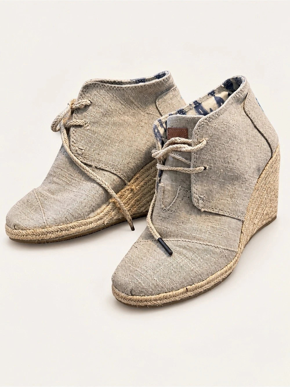TOMS Desert Wedge Burlap Wedges in Beige